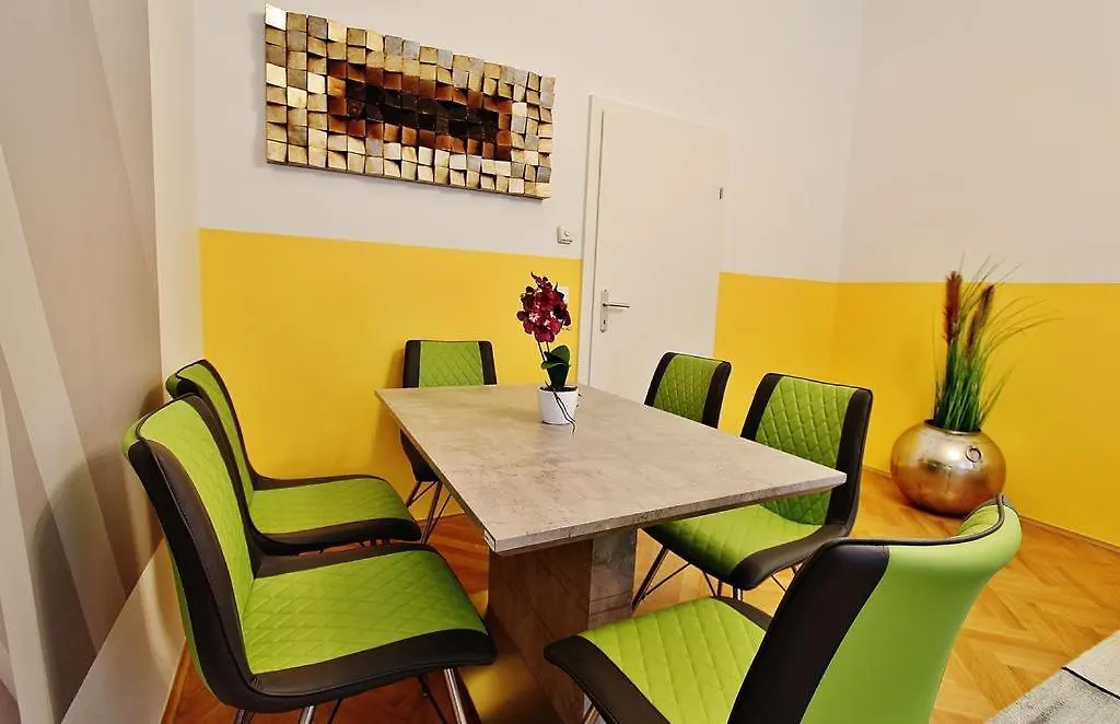 Comfort Apartment Augarten Vienna Austria